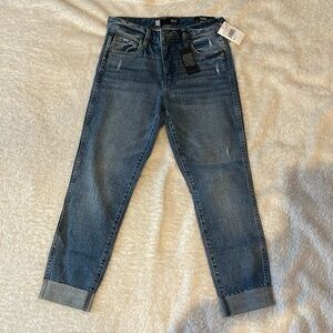Kut From the Kloth
Light Wash